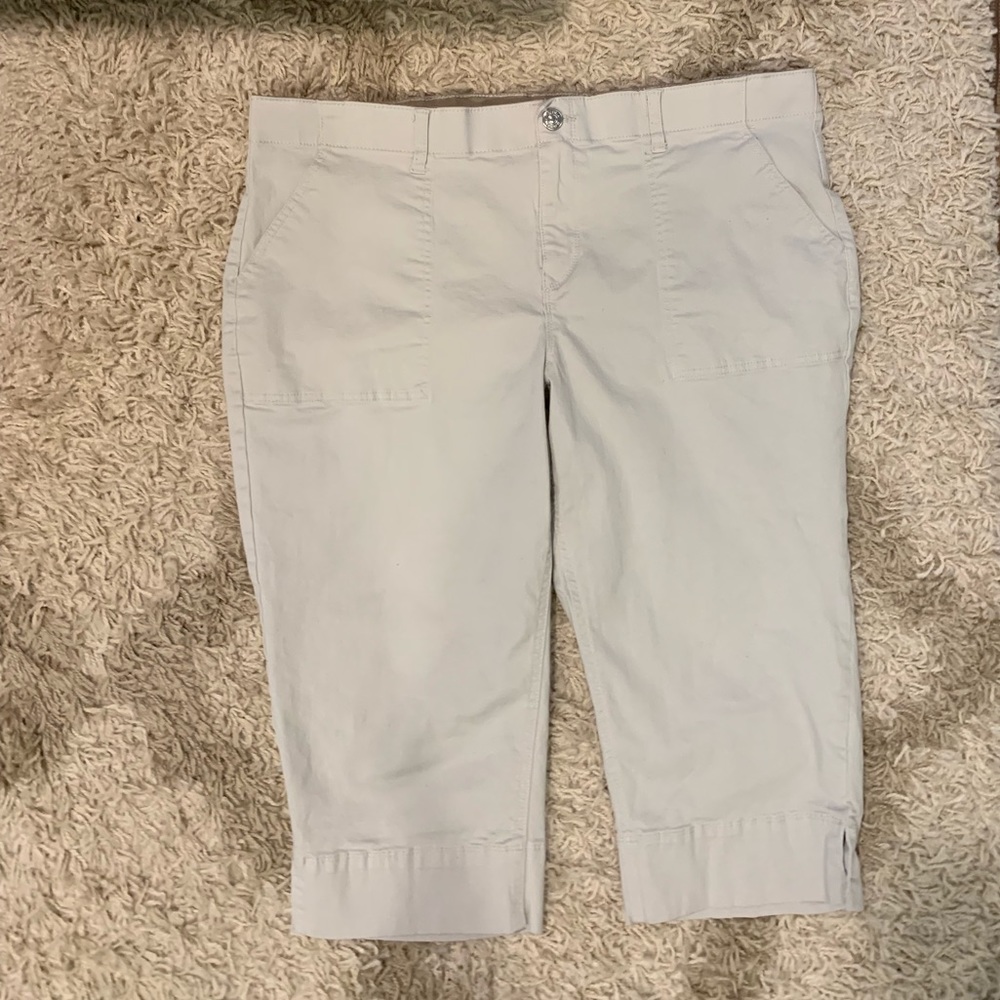 Gloria Vanderbilt Rhea Capris 18W